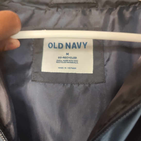 Dark Blue Old Navy Puffer vest size US Woman's Medium with pockets - Picture 3 of 8
